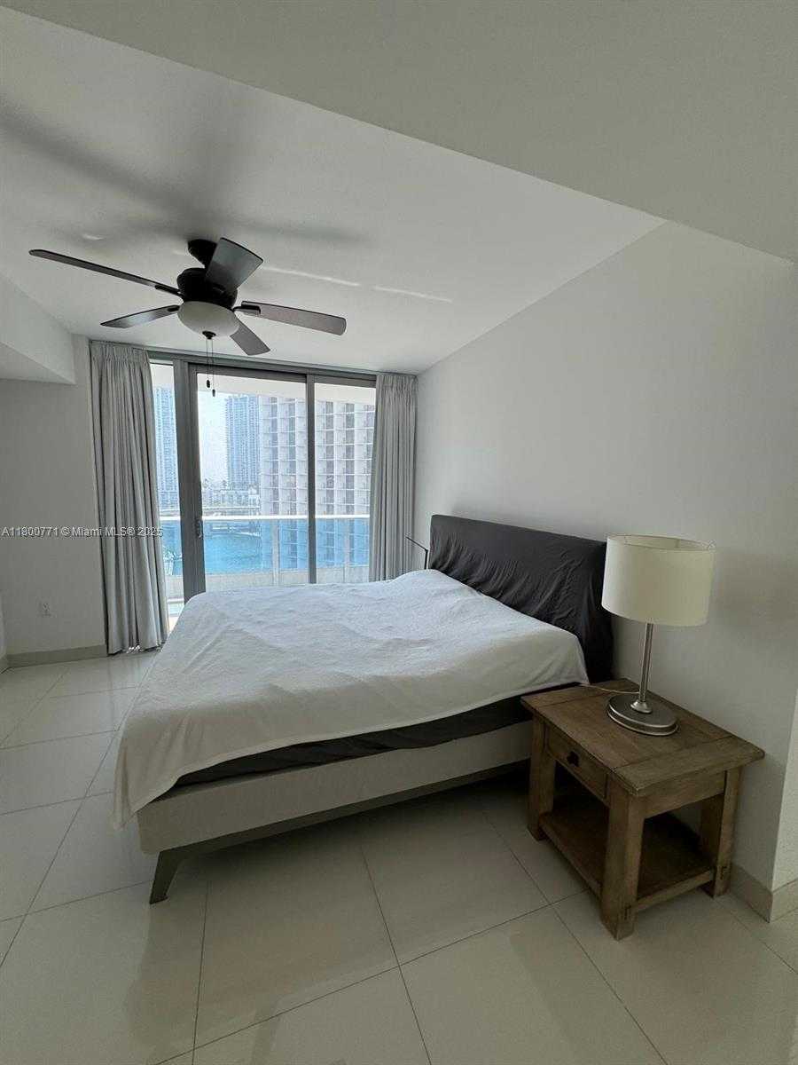 Small Image of 200 #1101, Miami Number 4