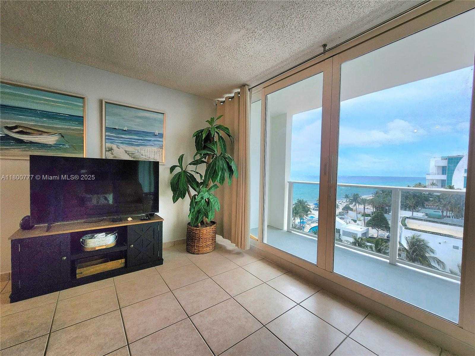 Small Image of 3505 SOUTH OCEAN DR #815, Hollywood Number 5
