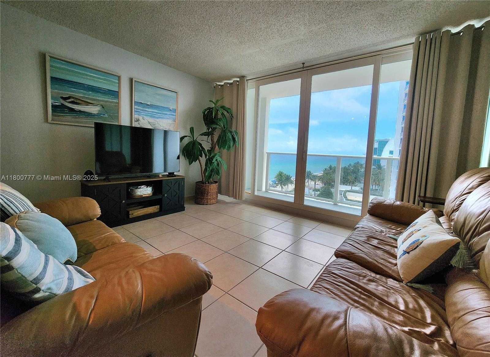 Small Image of 3505 SOUTH OCEAN DR #815, Hollywood Number 7