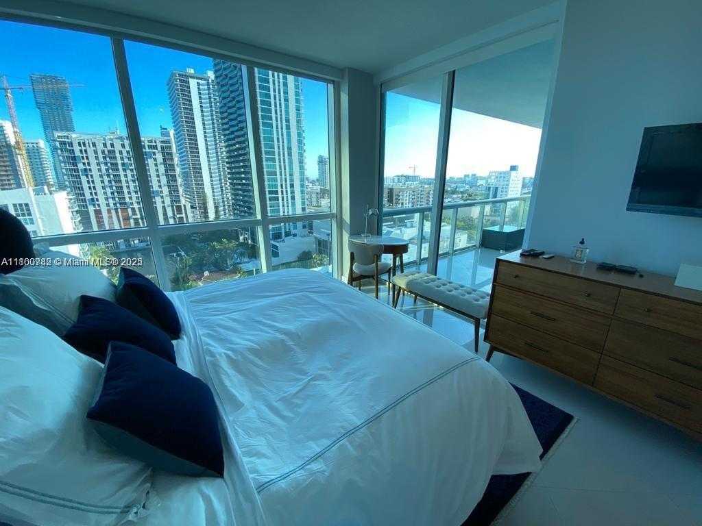 Small Image of 480 NORTH EAST 30TH ST #1405, Miami Number 21