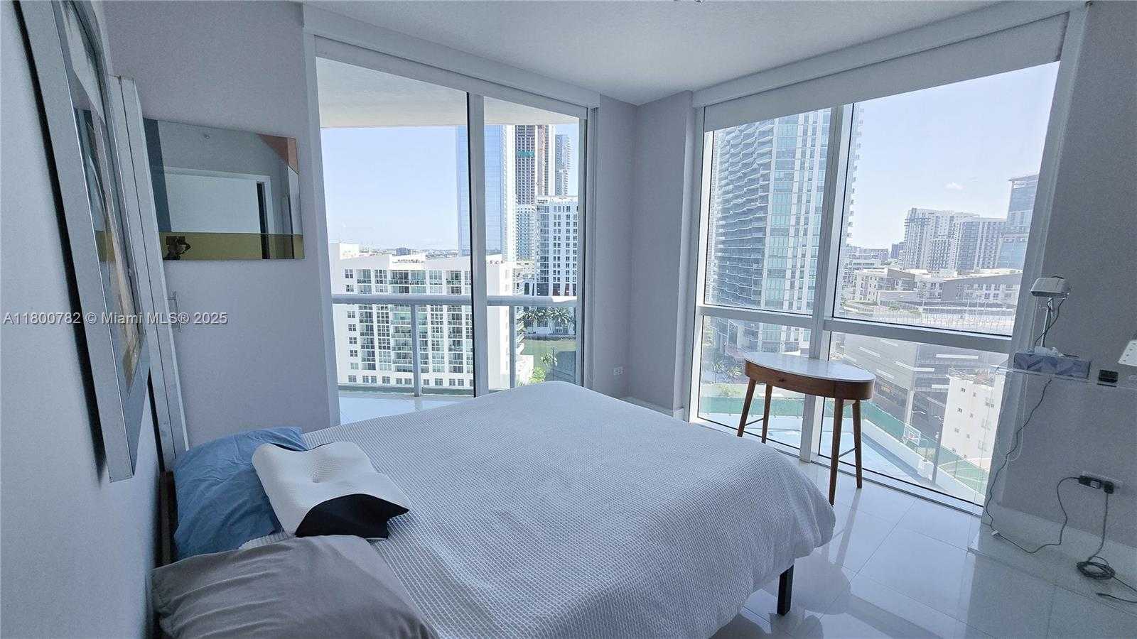 Small Image of 480 NORTH EAST 30TH ST #1405, Miami Number 44
