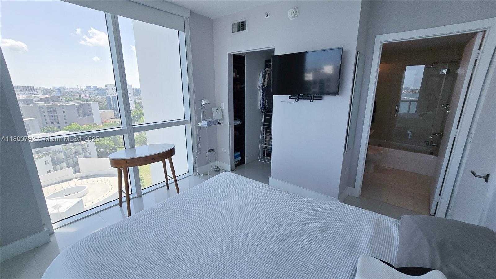 Small Image of 480 NORTH EAST 30TH ST #1405, Miami Number 49