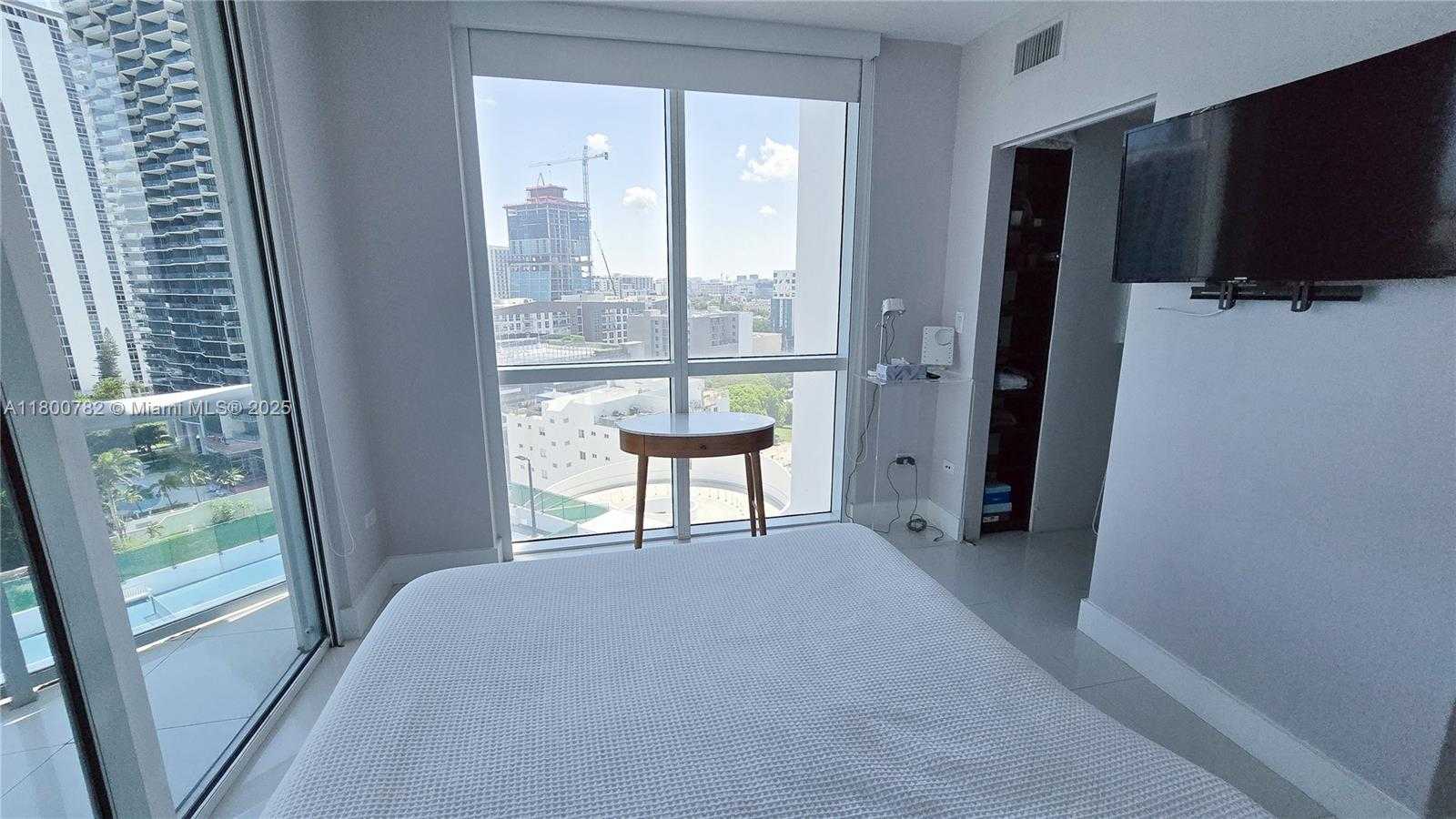 Small Image of 480 NORTH EAST 30TH ST #1405, Miami Number 51
