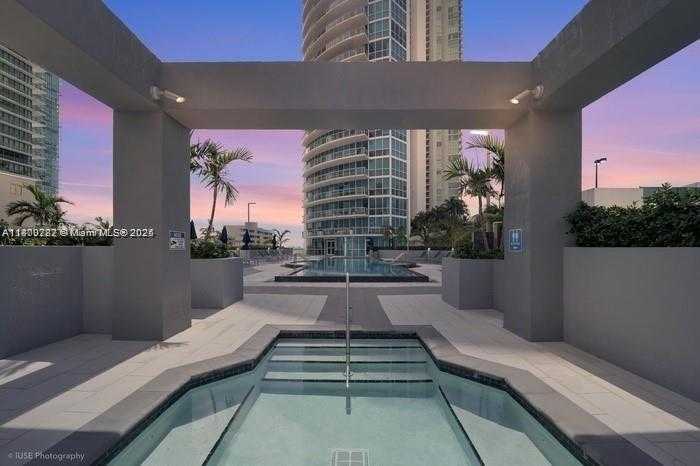 Small Image of 480 NORTH EAST 30TH ST #1405, Miami Number 61