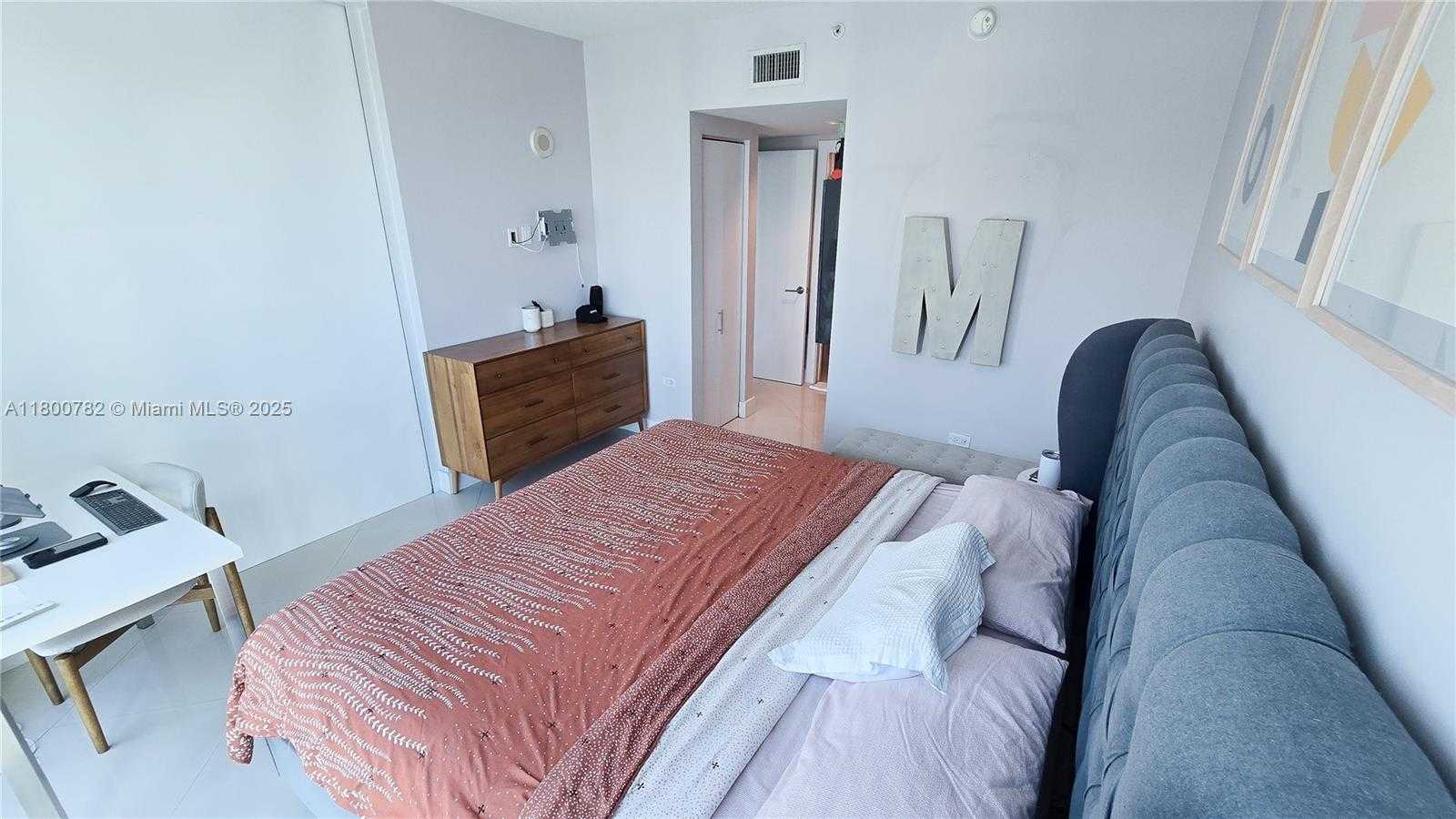 Small Image of 480 NORTH EAST 30TH ST #1405, Miami Number 83