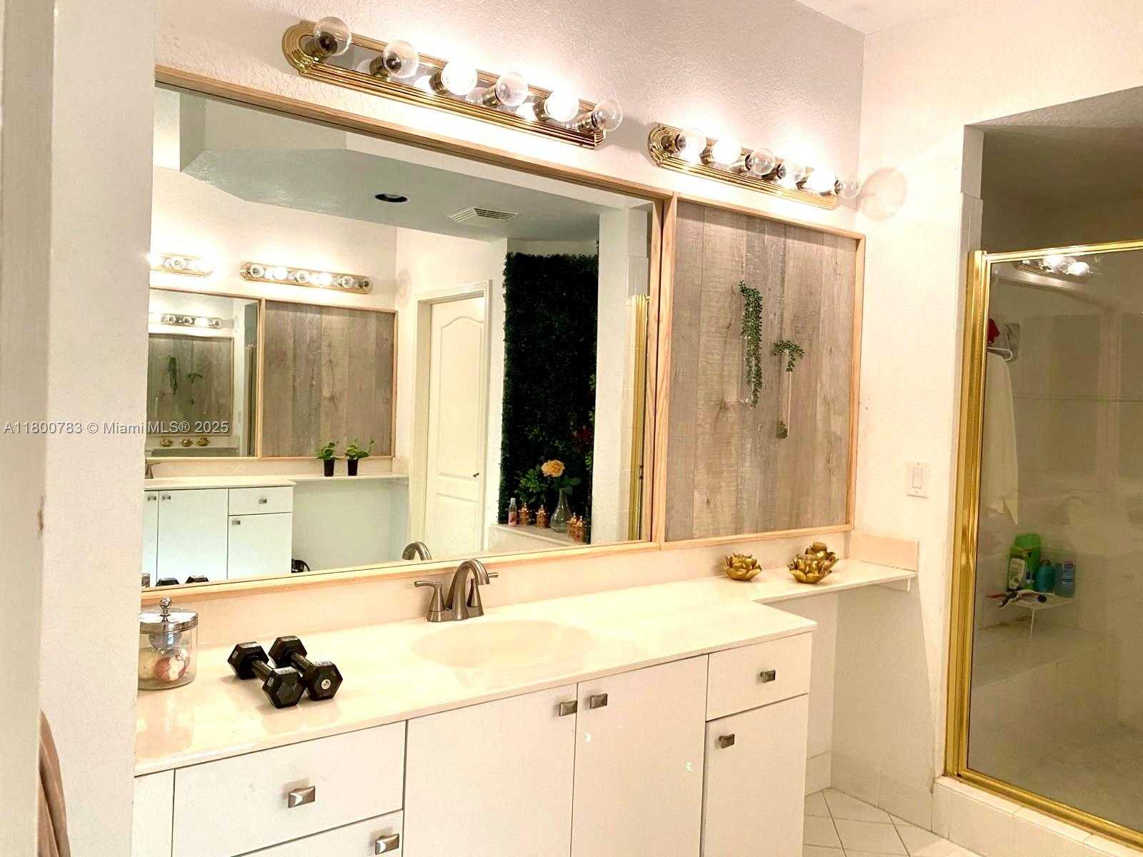 Small Image of 10720 NORTH WEST 66TH ST #402, Doral Number 13