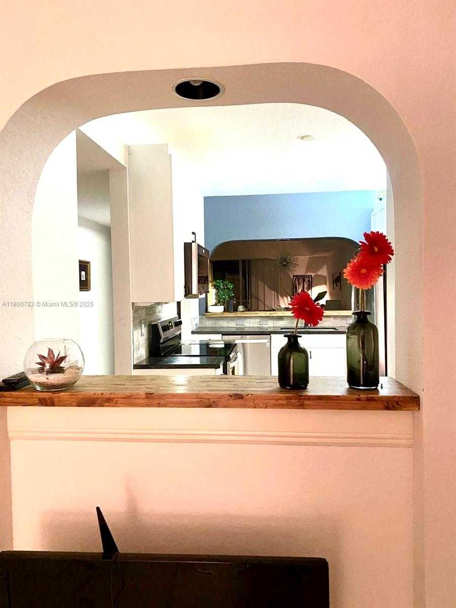 Small Image of 10720 NORTH WEST 66TH ST #402, Doral Number 15
