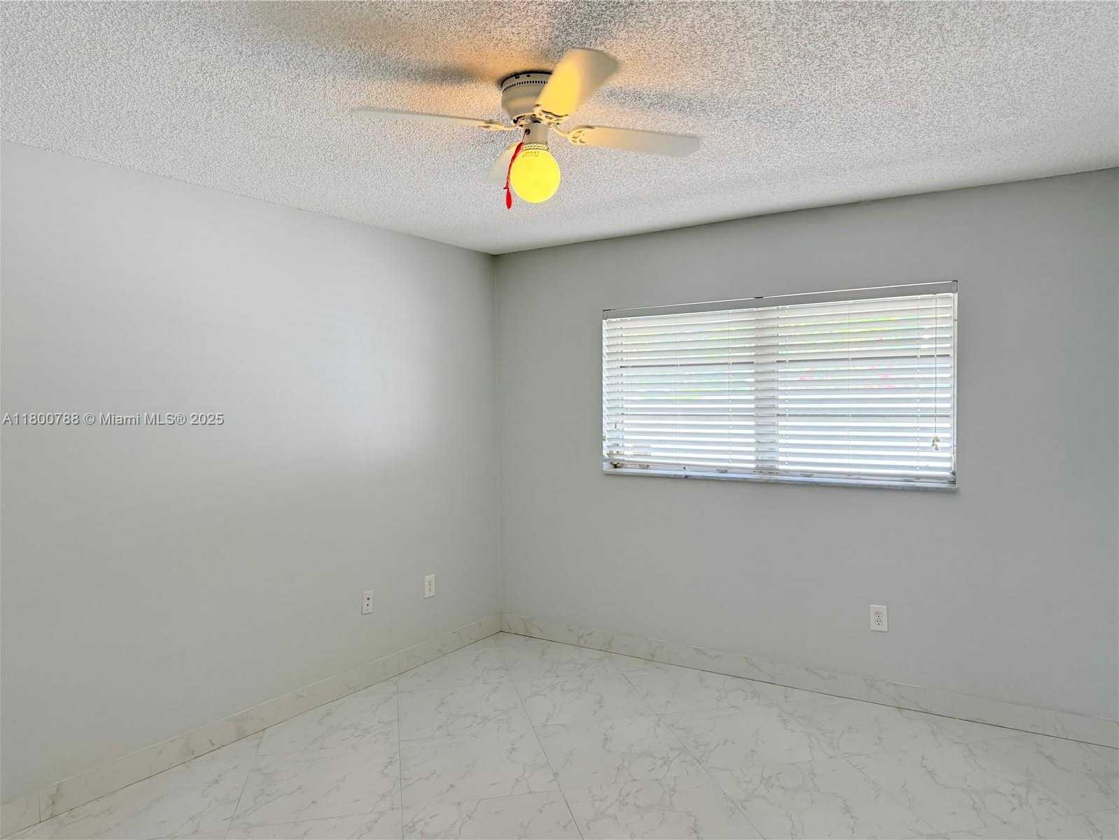 Small Image of 8208 SOUTH WEST 81ST PL #8208, Miami Number 11
