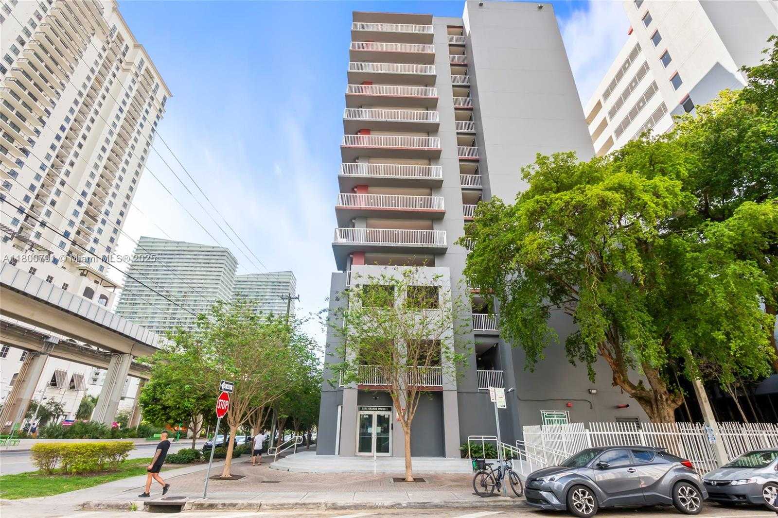 Small Image of 104 SOUTH WEST 9TH ST #305, Miami Number 18