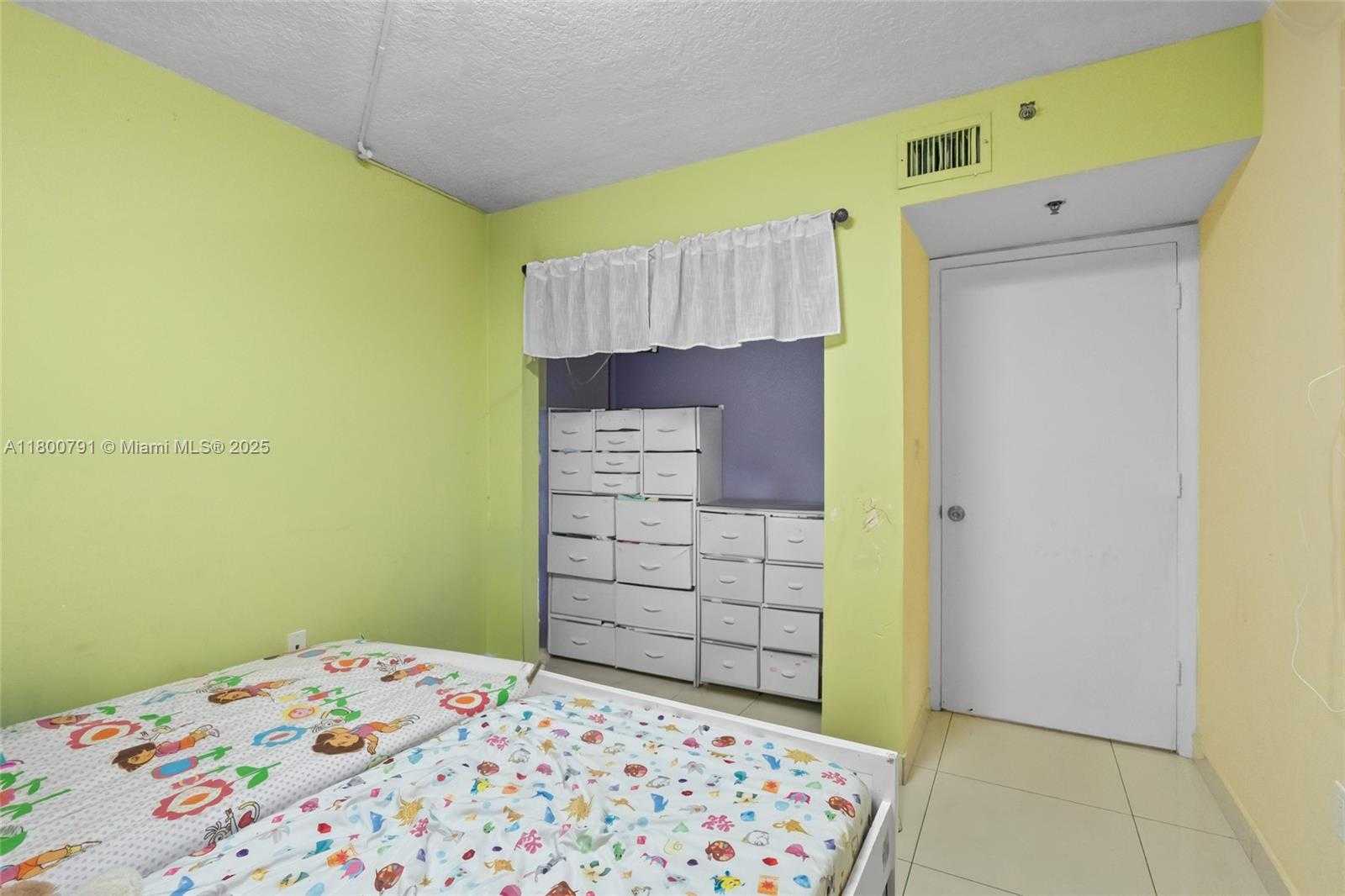 Small Image of 104 SOUTH WEST 9TH ST #305, Miami Number 6