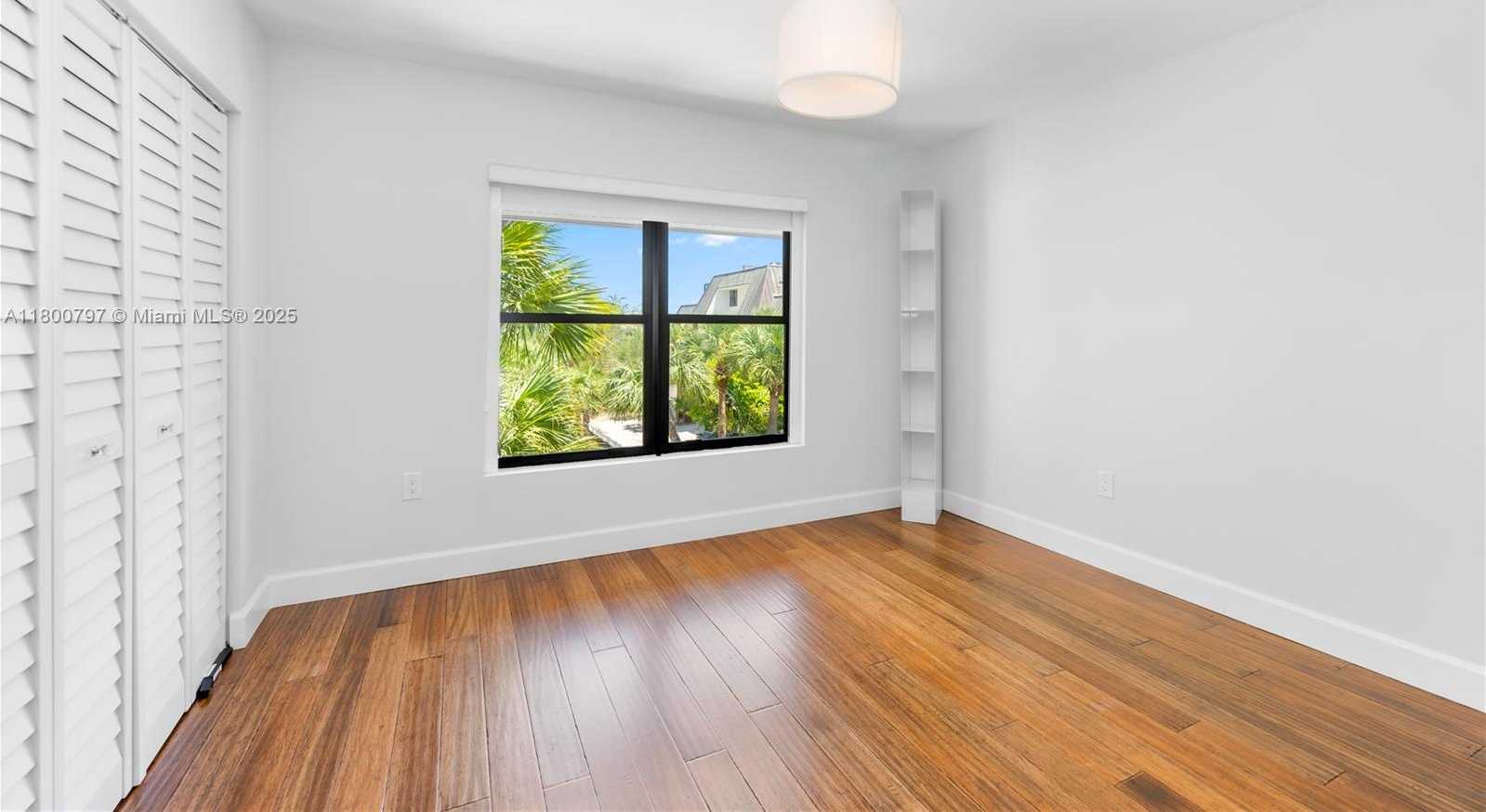 Small Image of 6901 EDGEWATER DR #328, Coral Gables Number 15