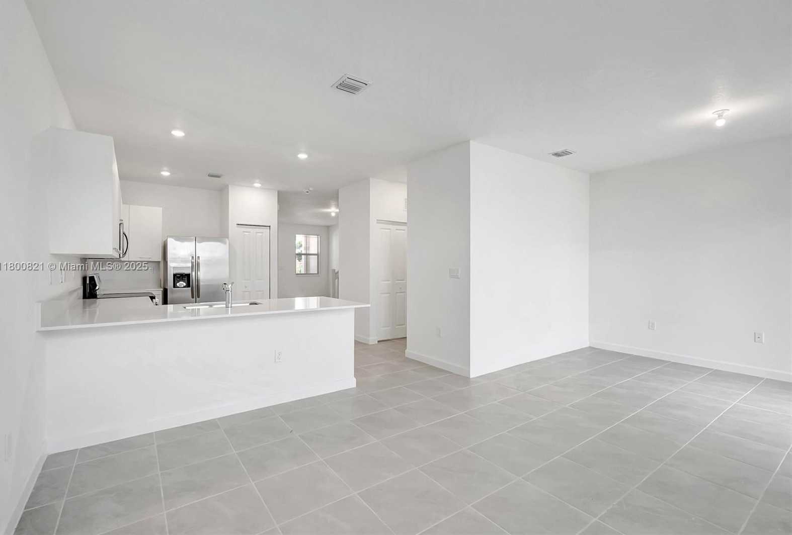 Small Image of 12921 NORTH WEST 24TH AVE, Miami Number 11