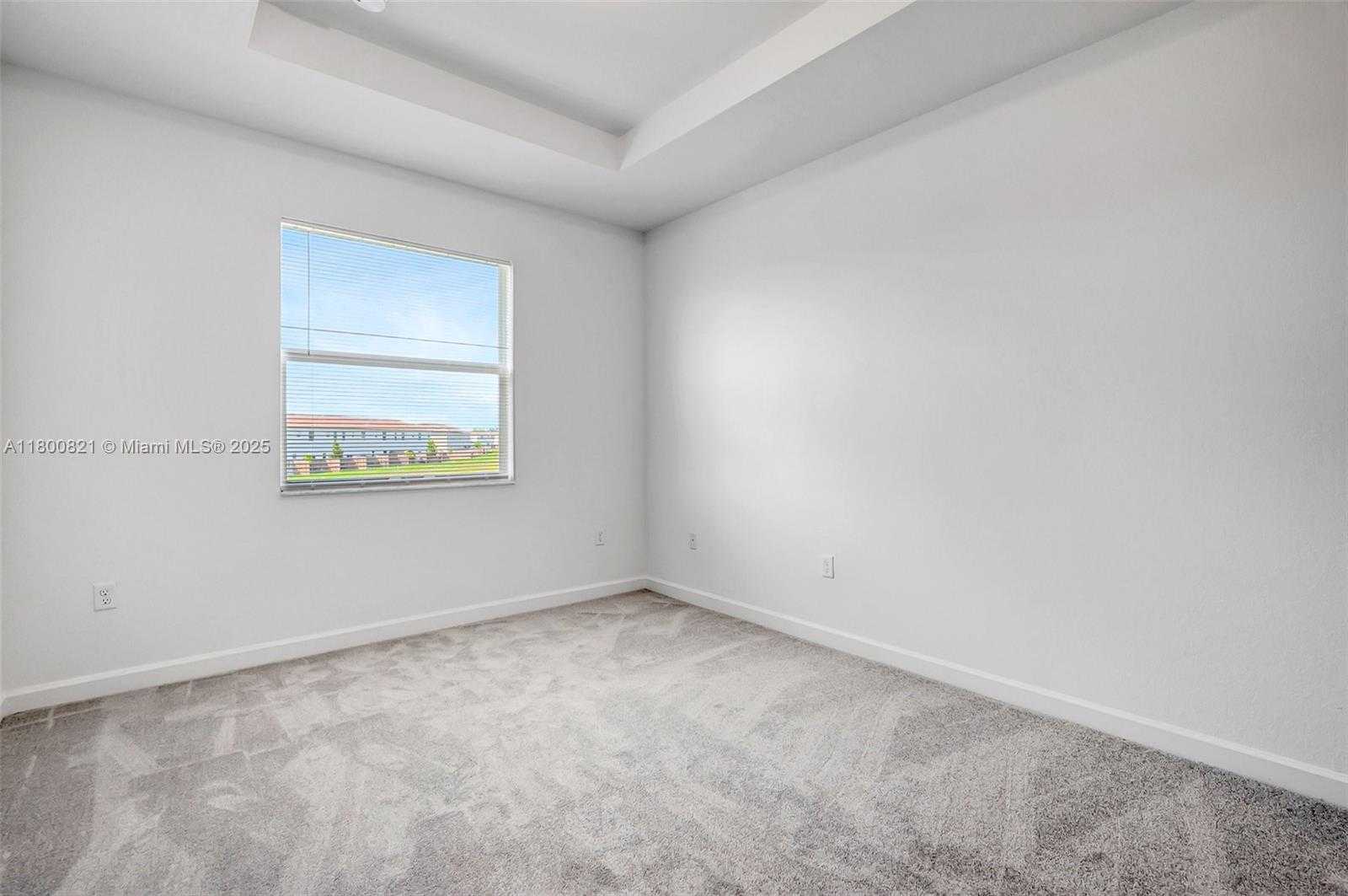 Small Image of 12921 NORTH WEST 24TH AVE, Miami Number 17