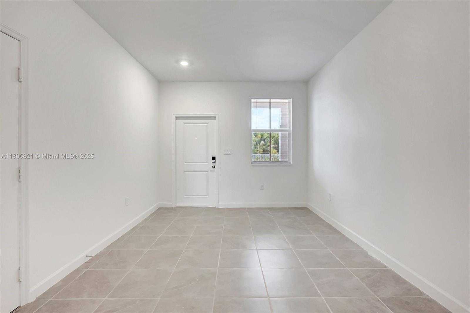 Small Image of 12921 NORTH WEST 24TH AVE, Miami Number 5