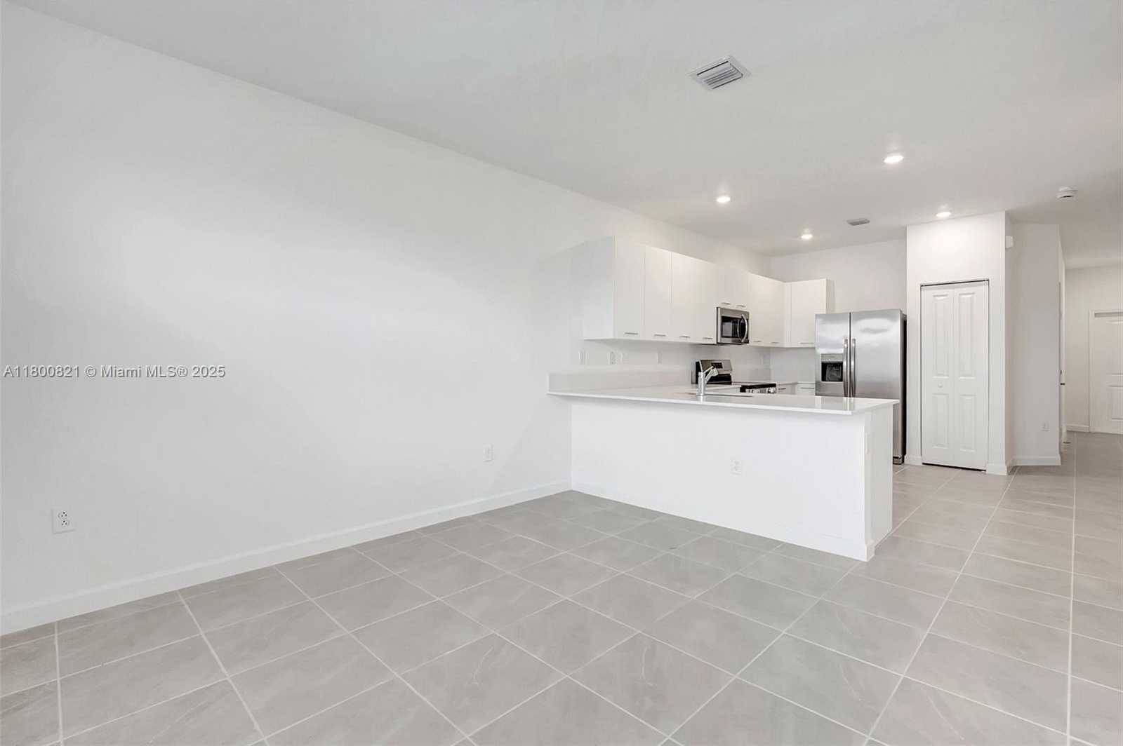 Small Image of 12921 NORTH WEST 24TH AVE, Miami Number 9