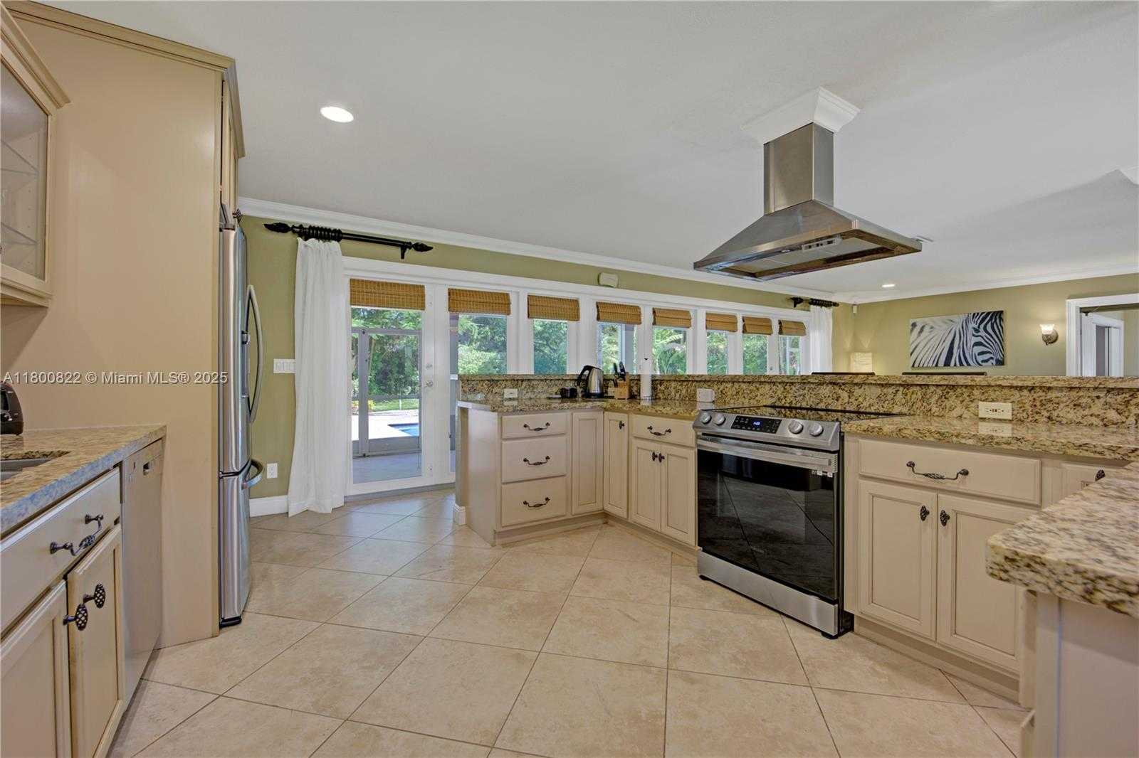 Small Image of 7905 SOUTH WEST 161ST ST, Palmetto Bay Number 5