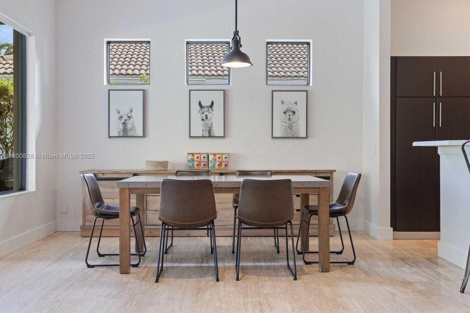 Small Image of 1846 HARBOR VIEW CIR #1846, Weston Number 15