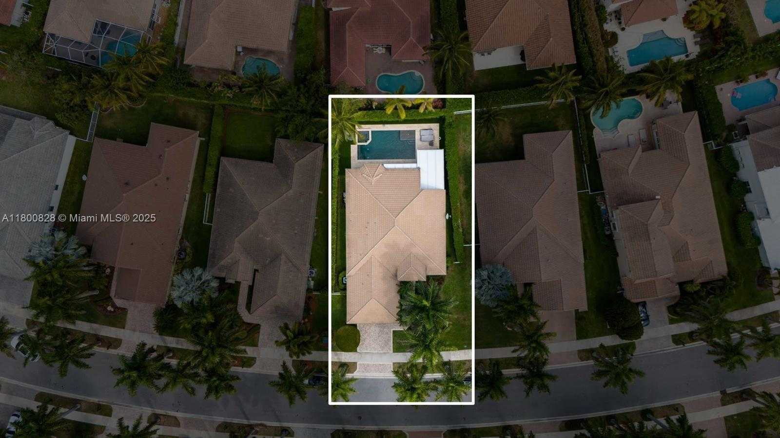 Small Image of 1846 HARBOR VIEW CIR #1846, Weston Number 41