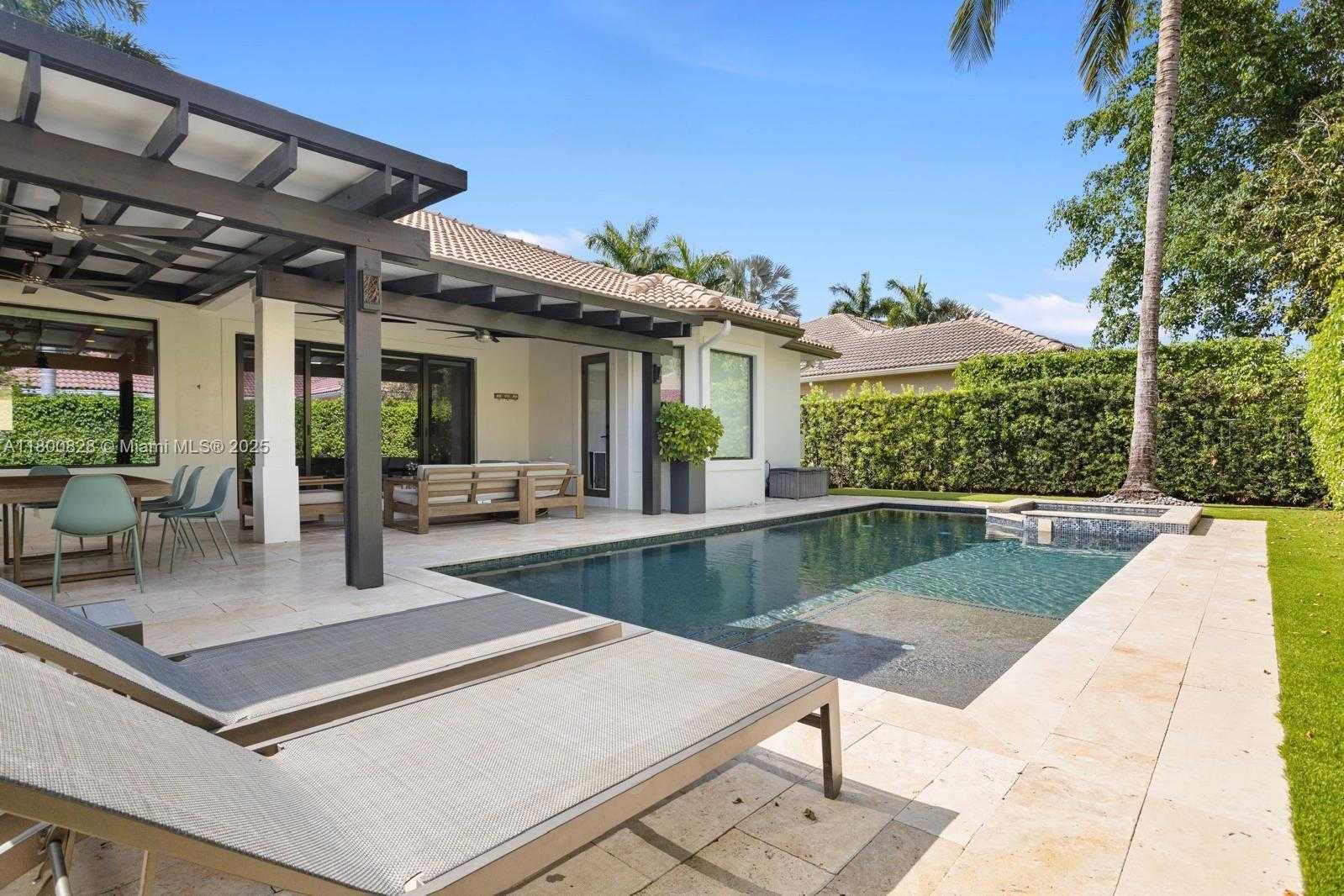 Small Image of 1846 HARBOR VIEW CIR #1846, Weston Number 8