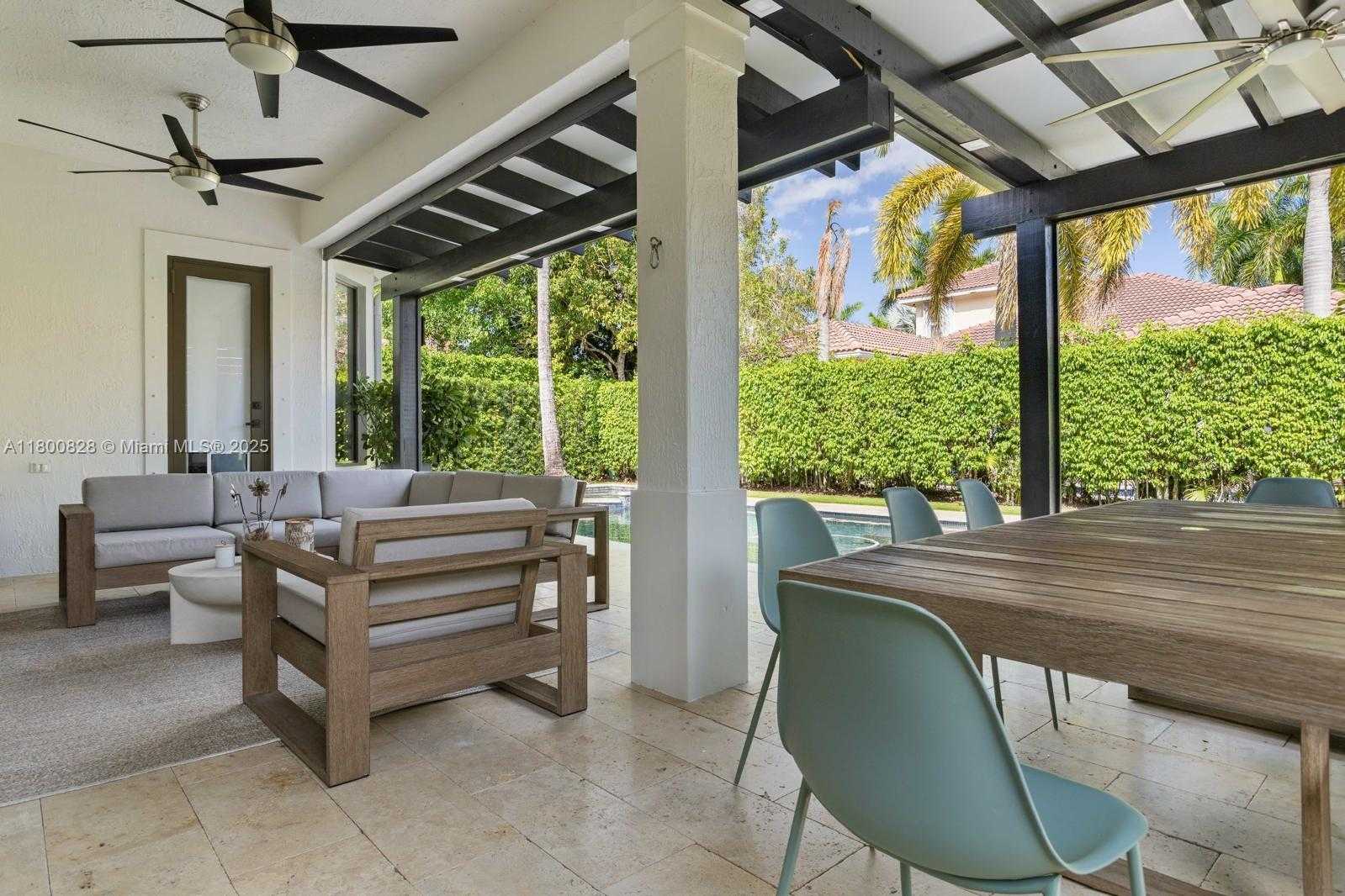 Small Image of 1846 HARBOR VIEW CIR #1846, Weston Number 9