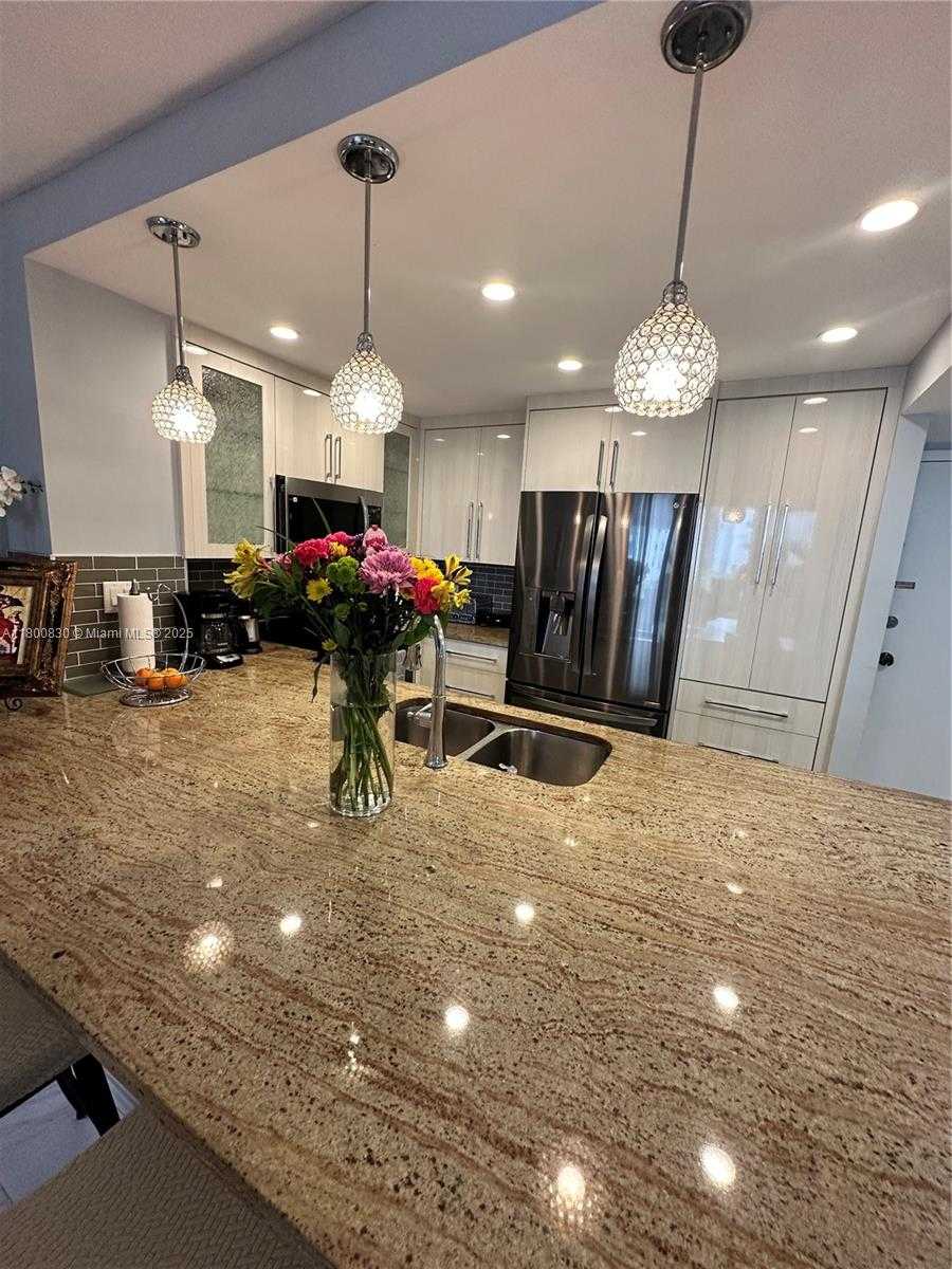 Small Image of 3540 SOUTH OCEAN BLVD #216, South Palm Beach Number 13