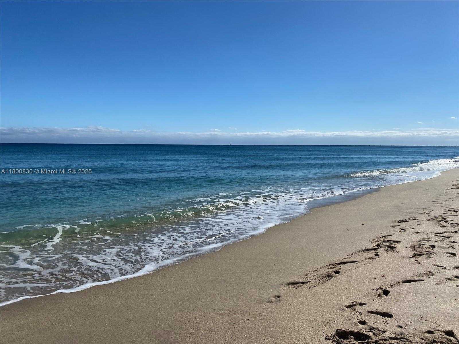 Small Image of 3540 SOUTH OCEAN BLVD #216, South Palm Beach Number 2