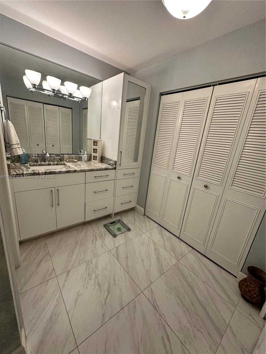 Small Image of 3540 SOUTH OCEAN BLVD #216, South Palm Beach Number 22
