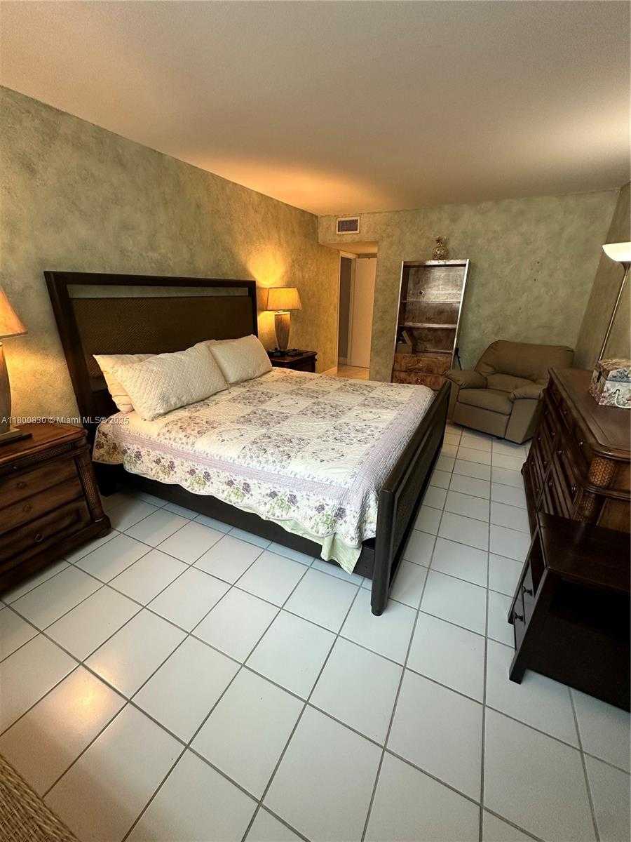 Small Image of 3540 SOUTH OCEAN BLVD #216, South Palm Beach Number 25