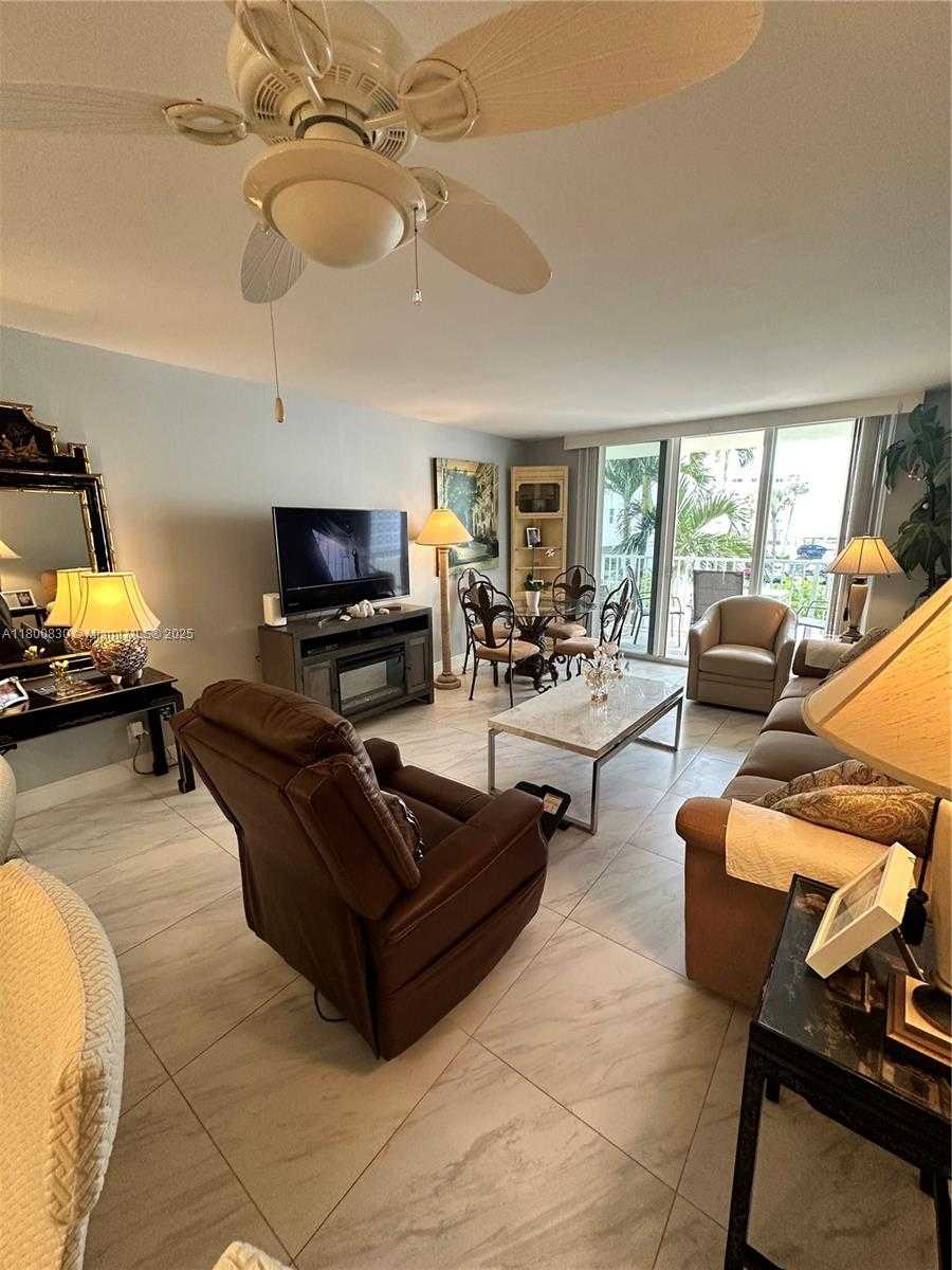 Small Image of 3540 SOUTH OCEAN BLVD #216, South Palm Beach Number 4