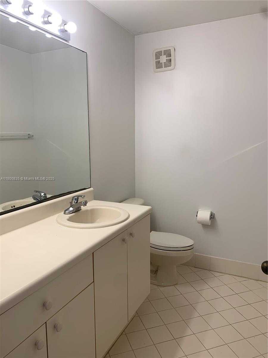 Small Image of 3894 TREE TOP DR, Weston Number 22