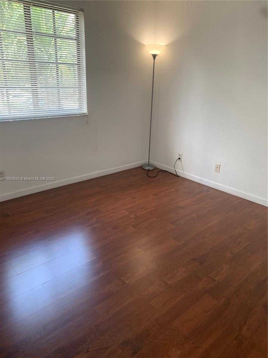Small Image of 3894 TREE TOP DR, Weston Number 26