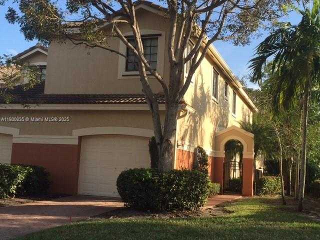 Small Image of 3894 TREE TOP DR, Weston Number 4