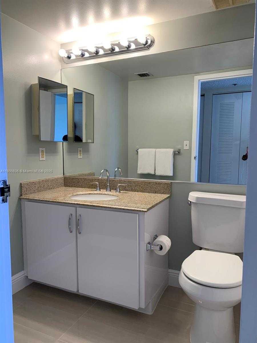 Small Image of 7601 EAST TREASURE DR #714, North Bay Village Number 16