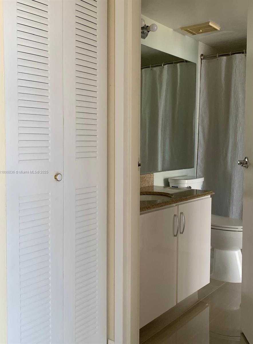 Small Image of 7601 EAST TREASURE DR #714, North Bay Village Number 37
