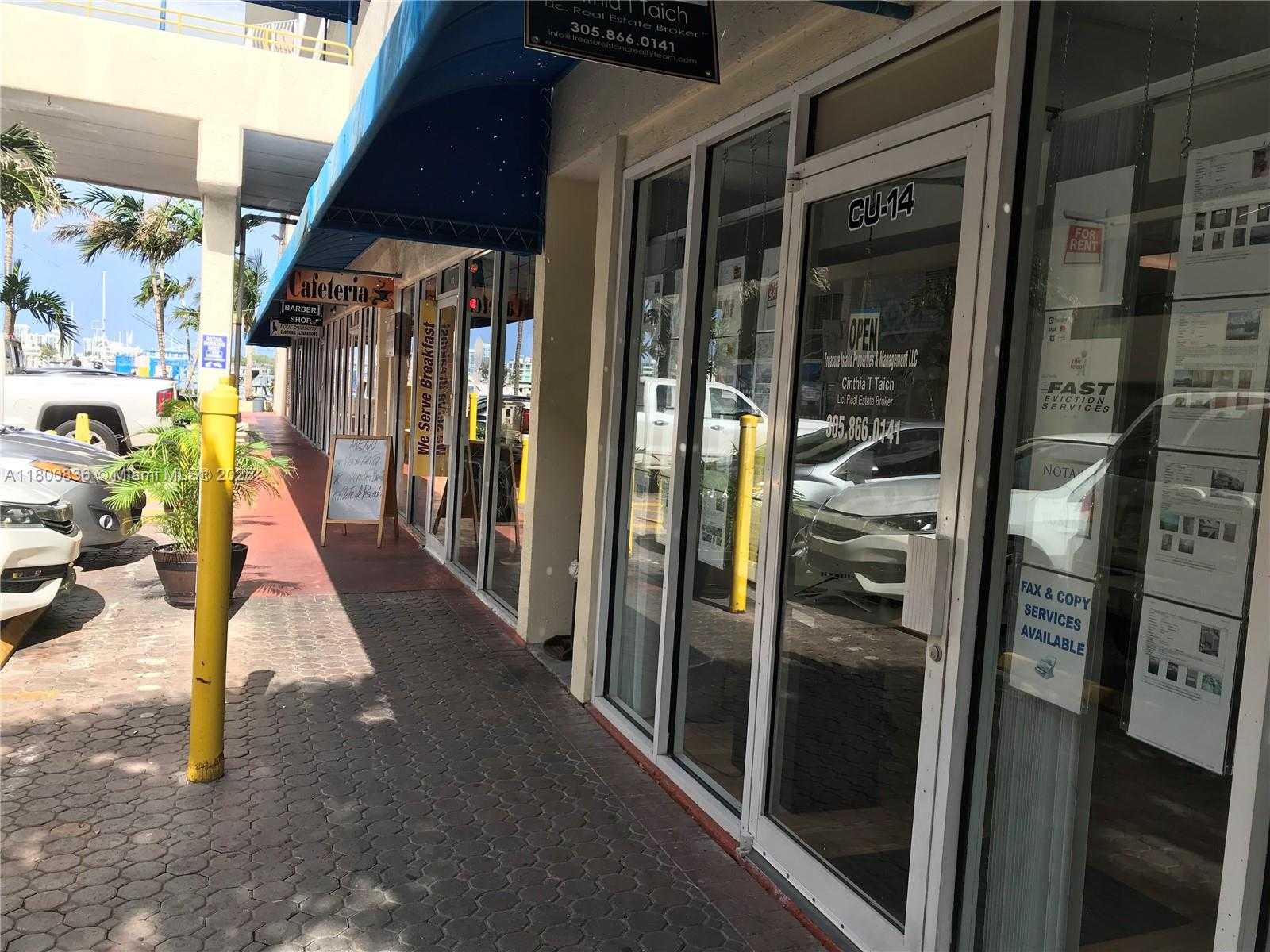 Small Image of 7601 EAST TREASURE DR #714, North Bay Village Number 39
