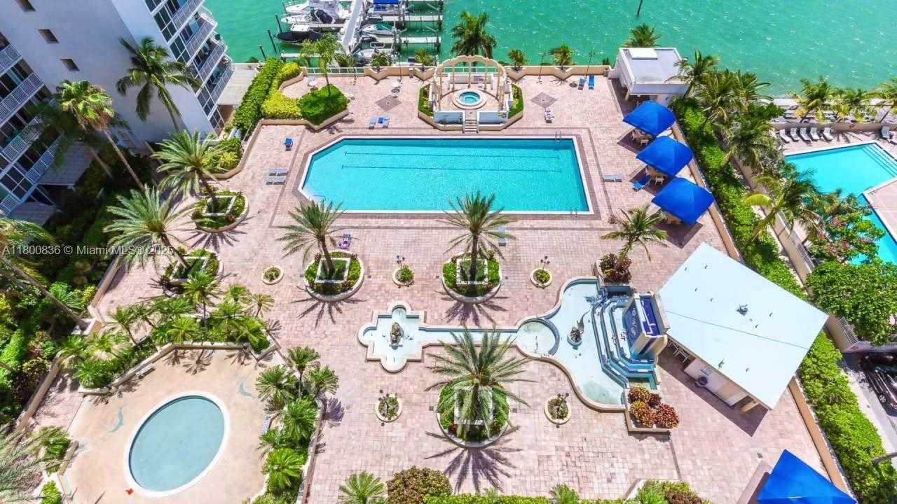 Small Image of 7601 EAST TREASURE DR #714, North Bay Village Number 41