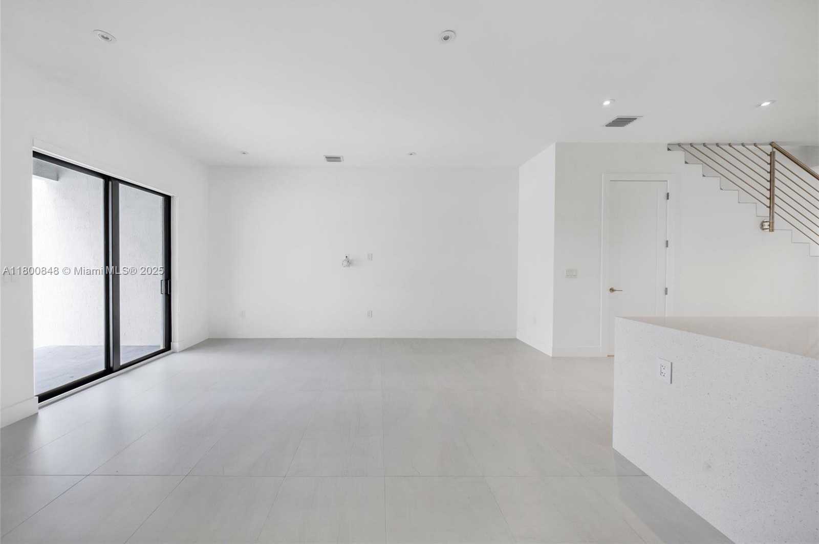 Small Image of 2921 SOUTH WEST 26TH ST, Miami Number 17
