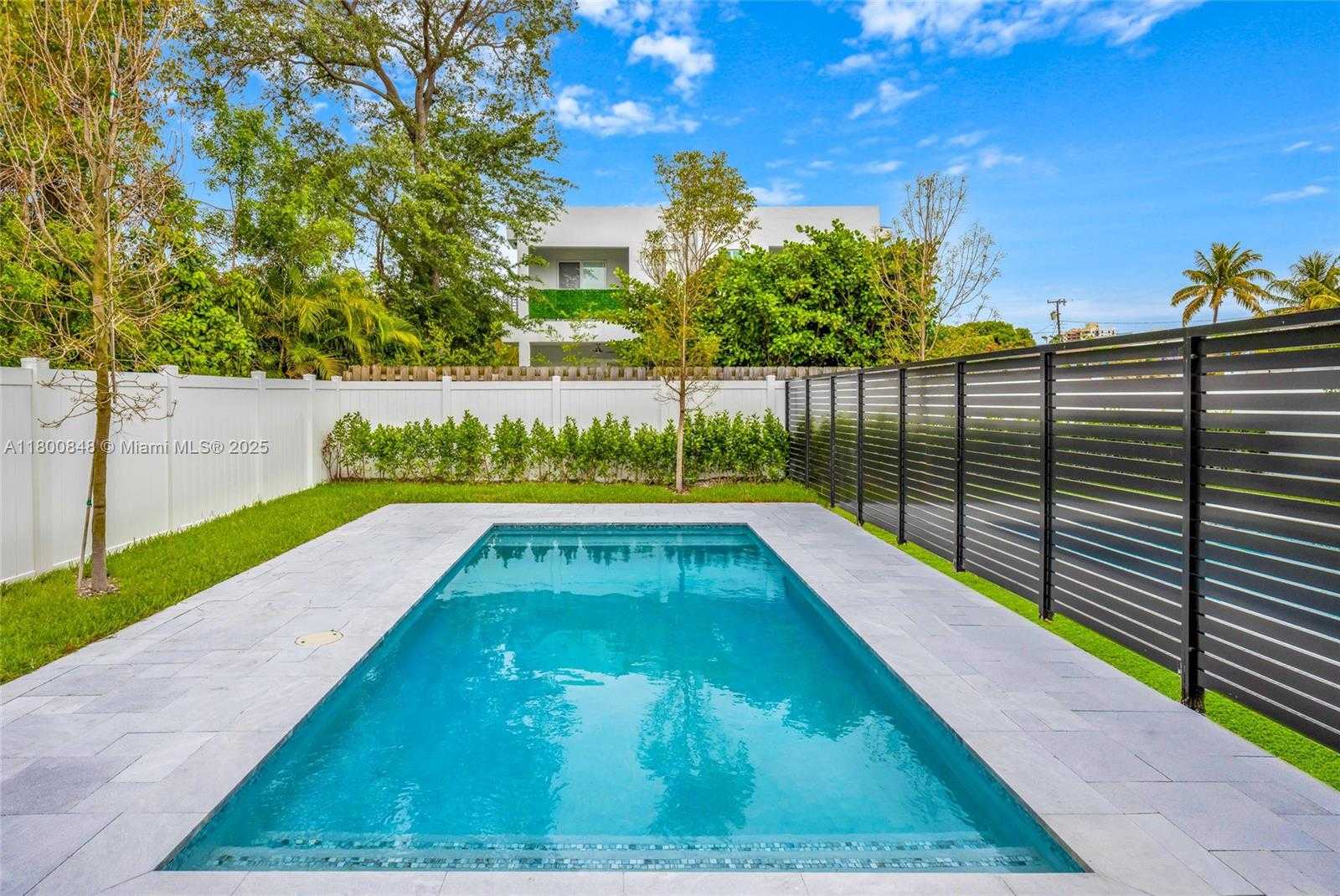 Small Image of 2921 SOUTH WEST 26TH ST, Miami Number 21