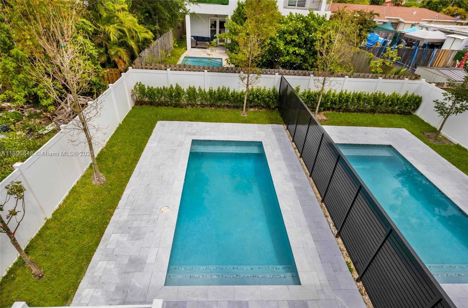 Small Image of 2921 SOUTH WEST 26TH ST, Miami Number 22
