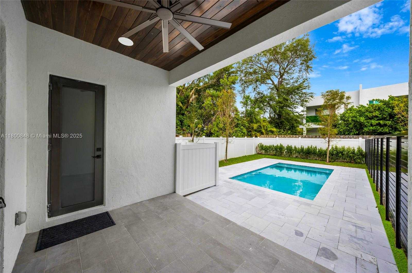 Small Image of 2921 SOUTH WEST 26TH ST, Miami Number 23