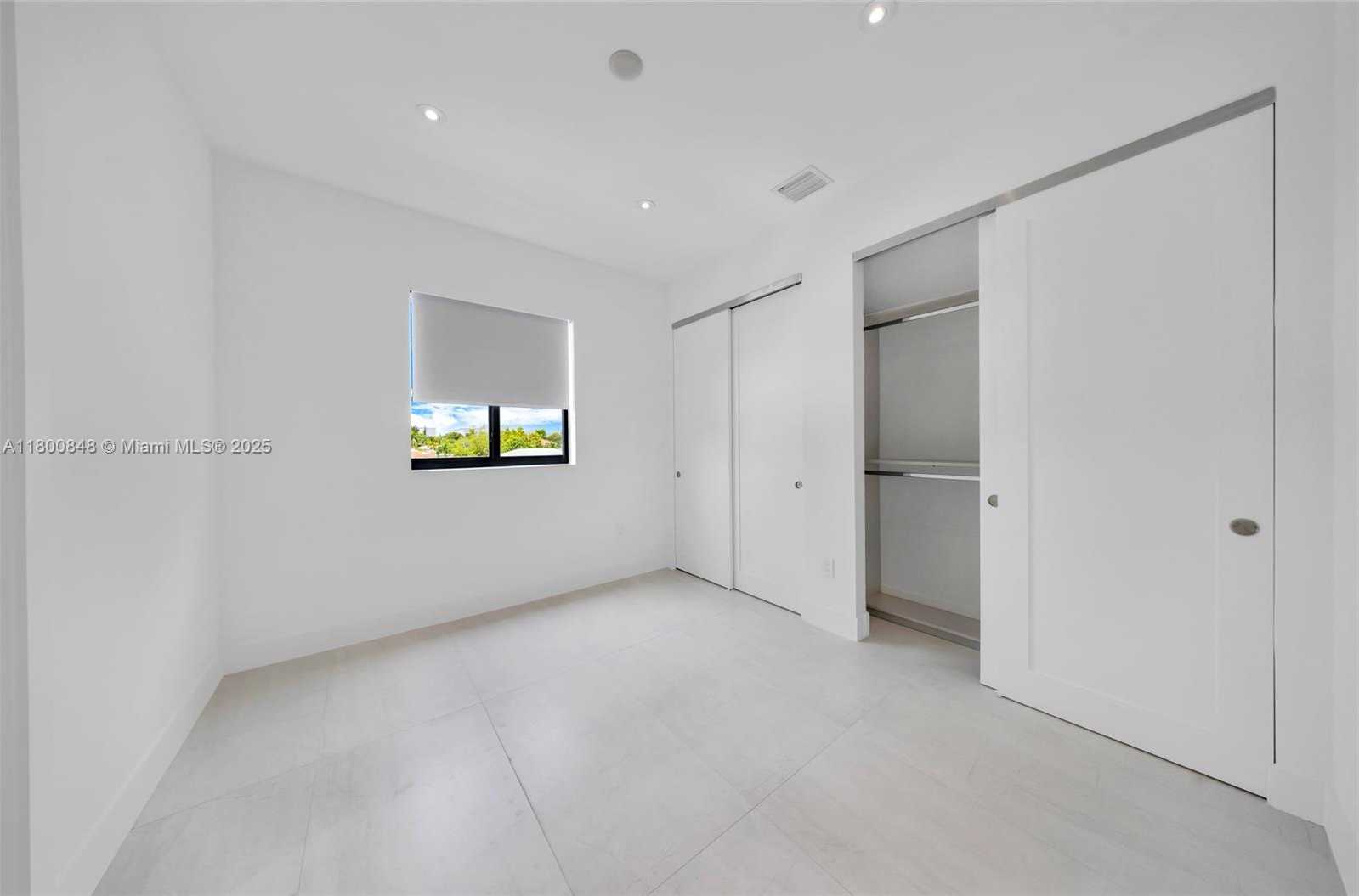 Small Image of 2921 SOUTH WEST 26TH ST, Miami Number 36