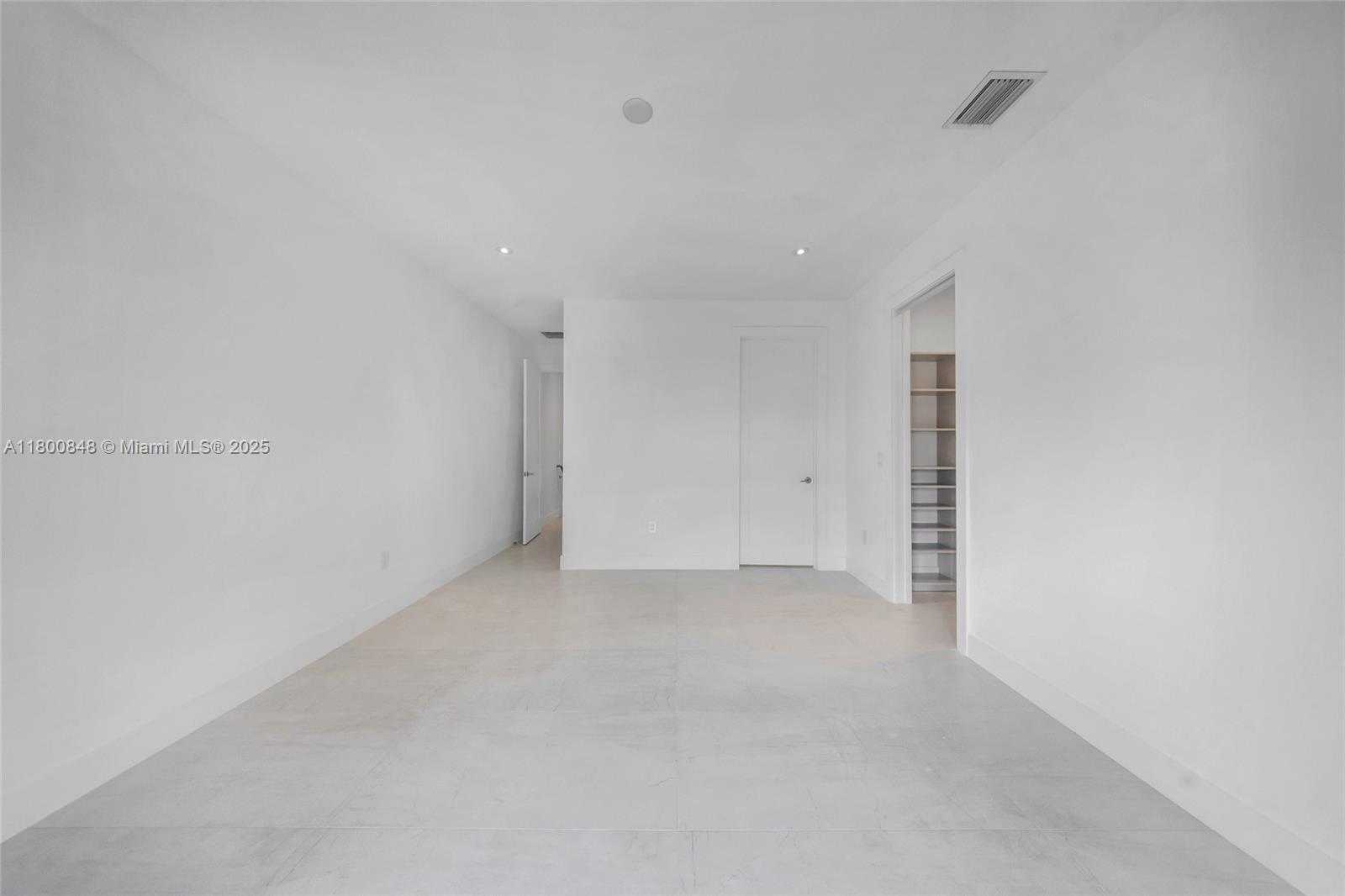 Small Image of 2921 SOUTH WEST 26TH ST, Miami Number 42
