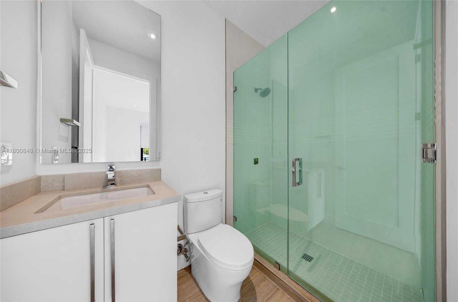Small Image of 2921 SOUTH WEST 26TH ST, Miami Number 49