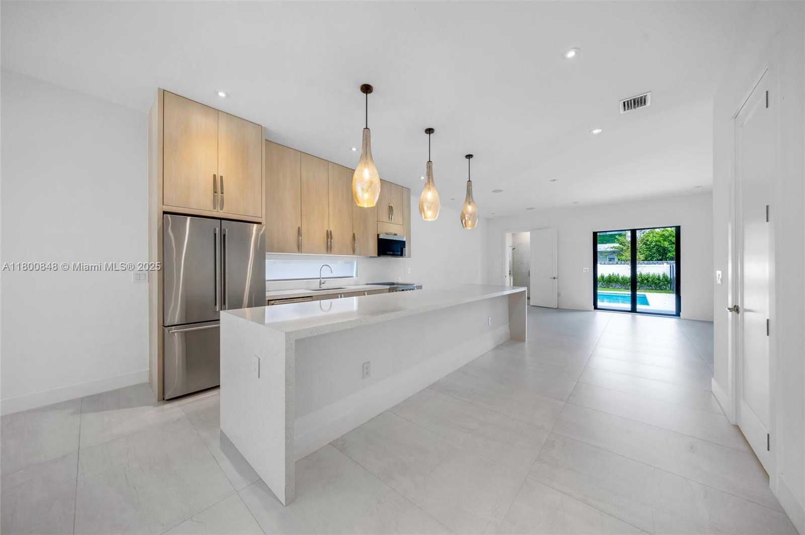 Small Image of 2921 SOUTH WEST 26TH ST, Miami Number 6
