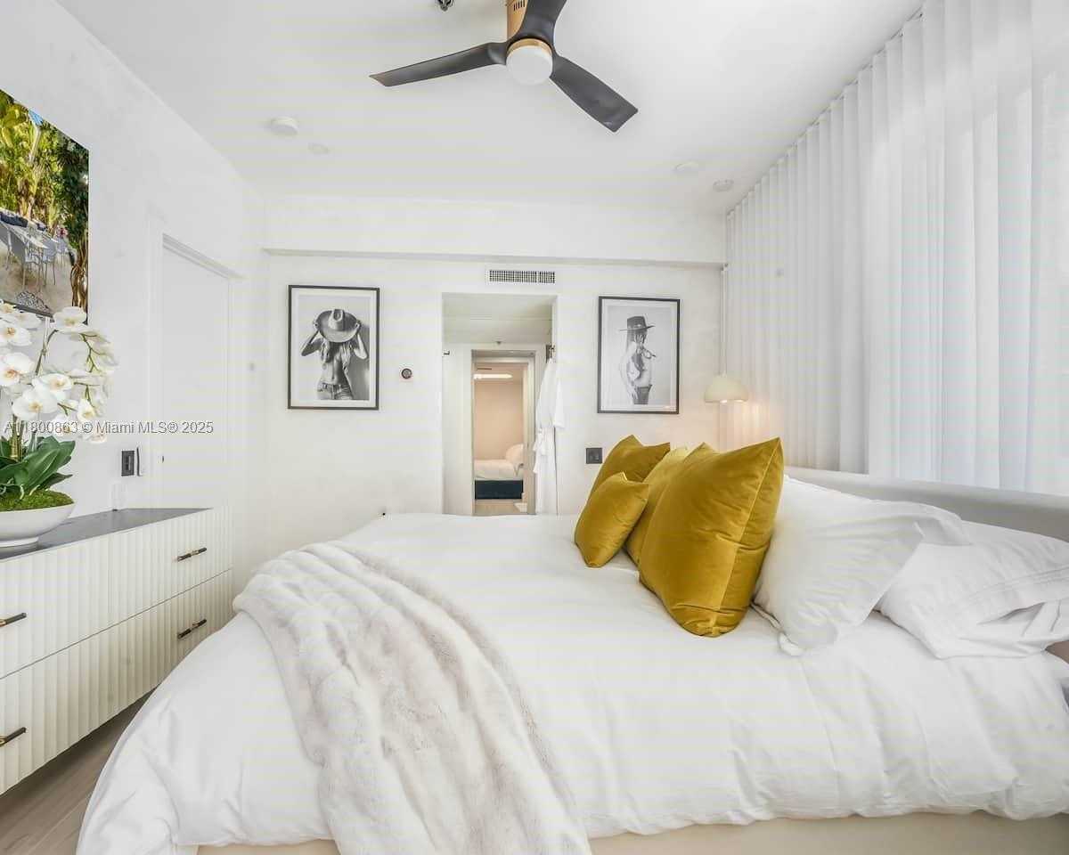 Small Image of 100 COLLINS AVE #202, Miami Beach Number 13