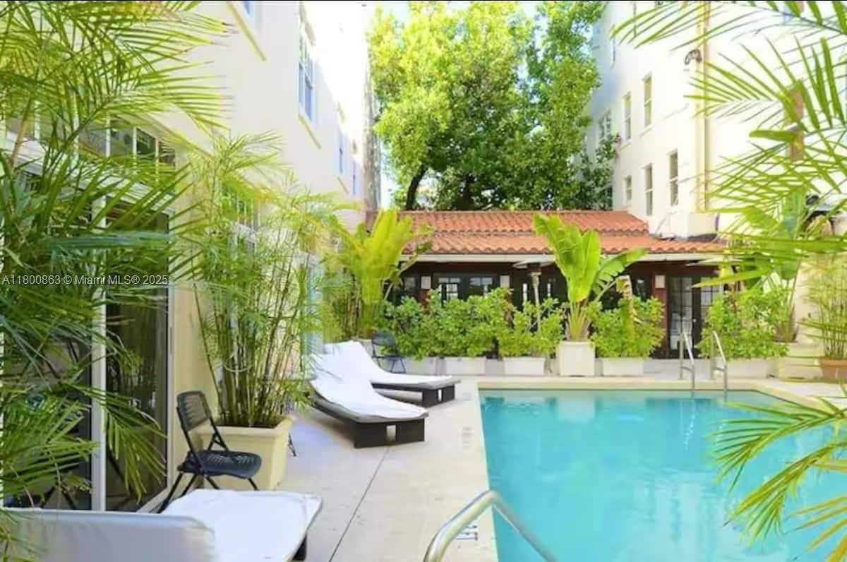 Small Image of 100 COLLINS AVE #202, Miami Beach Number 16