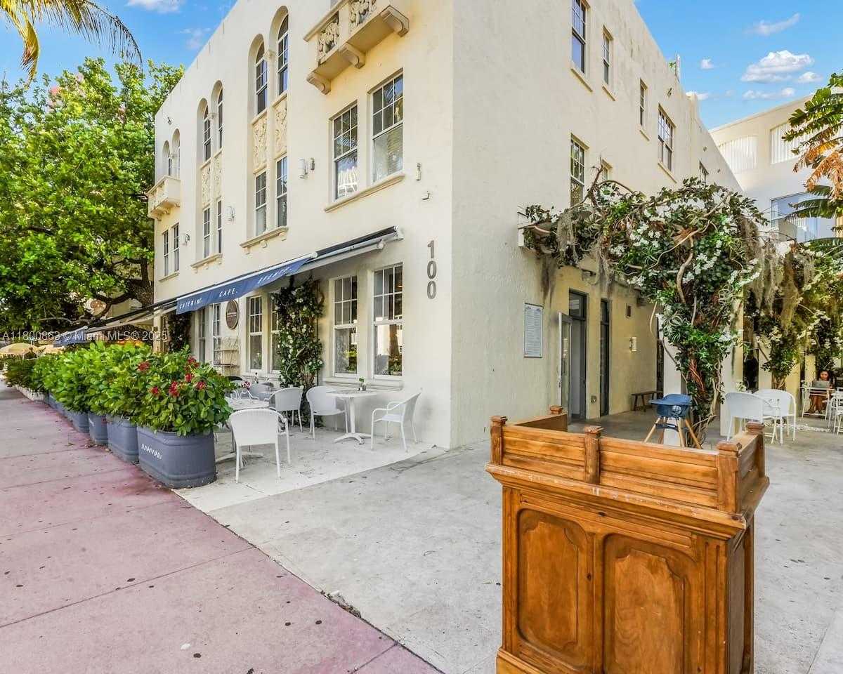 Small Image of 100 COLLINS AVE #202, Miami Beach Number 17