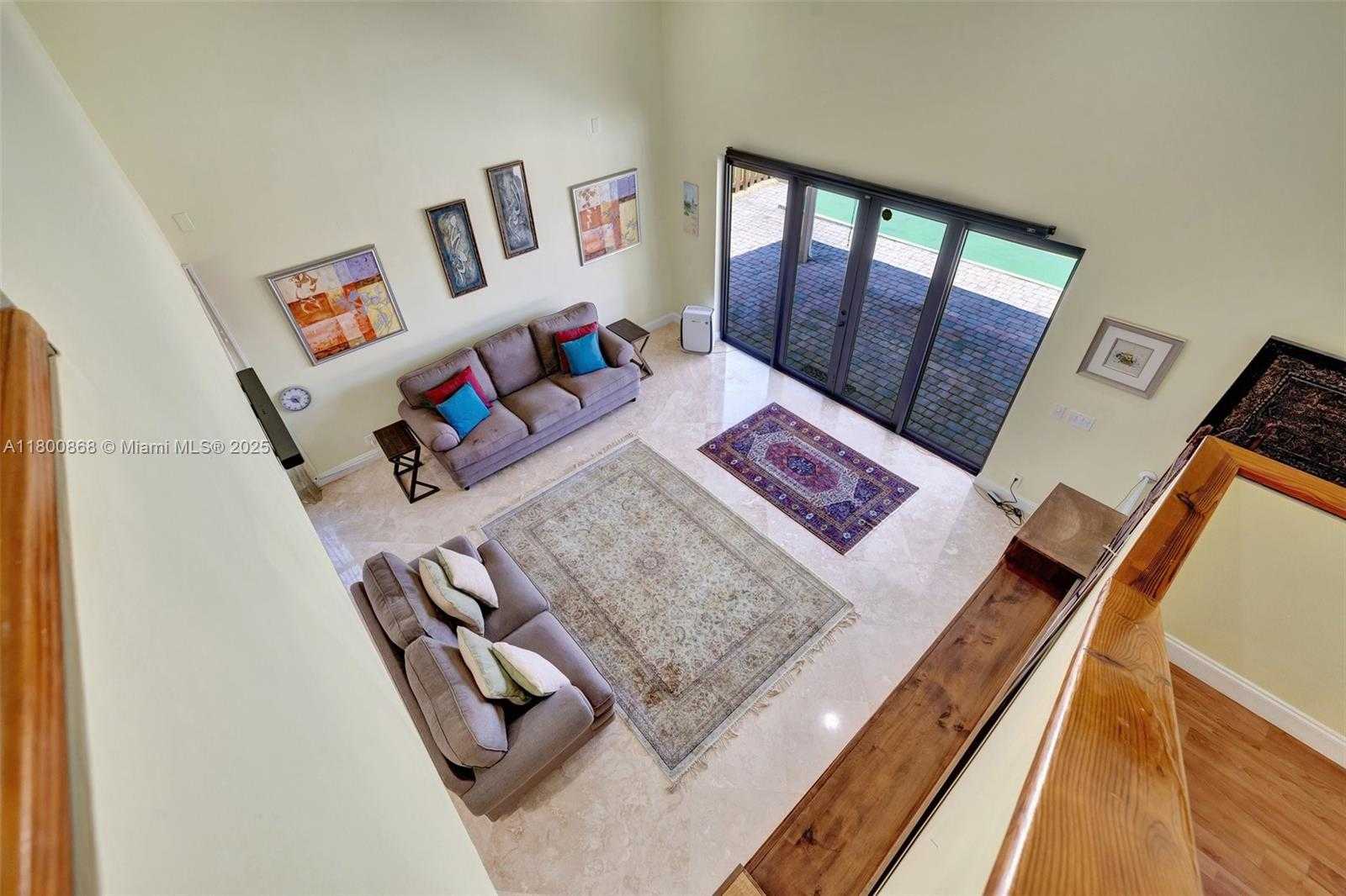 Small Image of 10425 BERMUDA DR, Cooper City Number 24