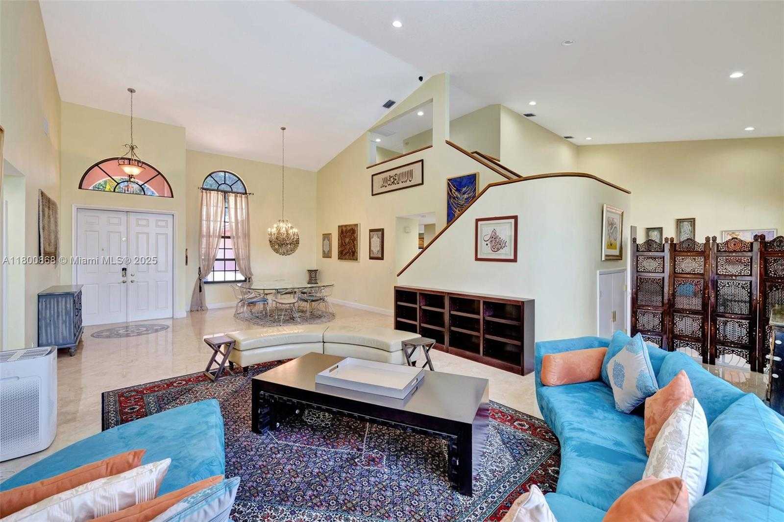 Small Image of 10425 BERMUDA DR, Cooper City Number 5