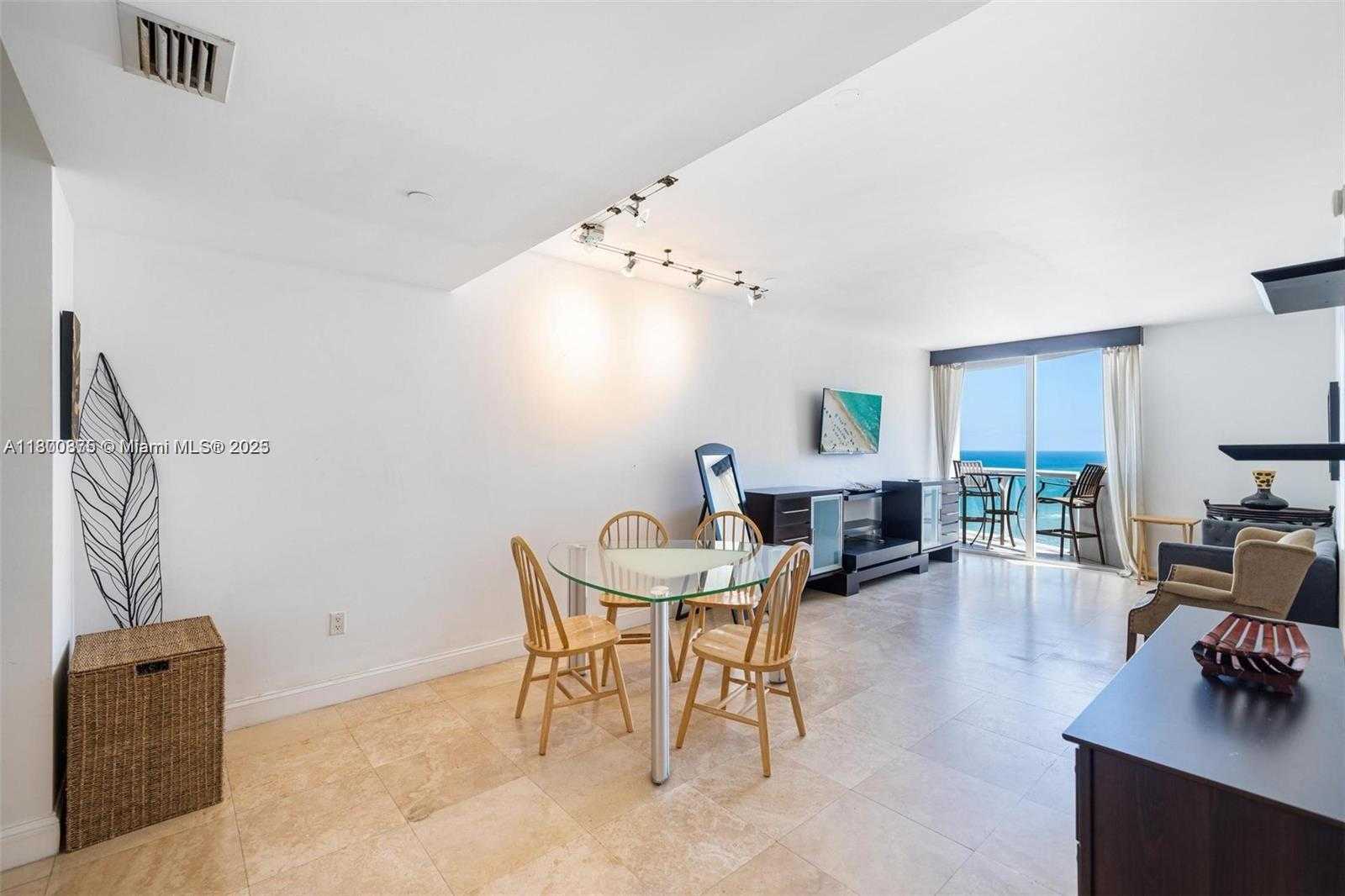 Small Image of 6365 COLLINS AVE #2805, Miami Beach Number 2